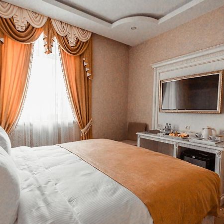 Imperial Palace Hotel มินสก์ ภายนอก รูปภาพ