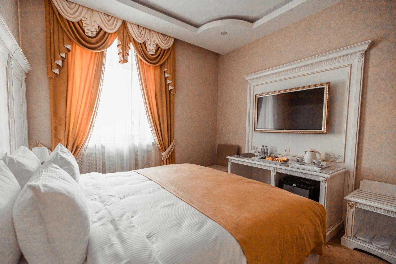 Imperial Palace Hotel มินสก์ ภายนอก รูปภาพ